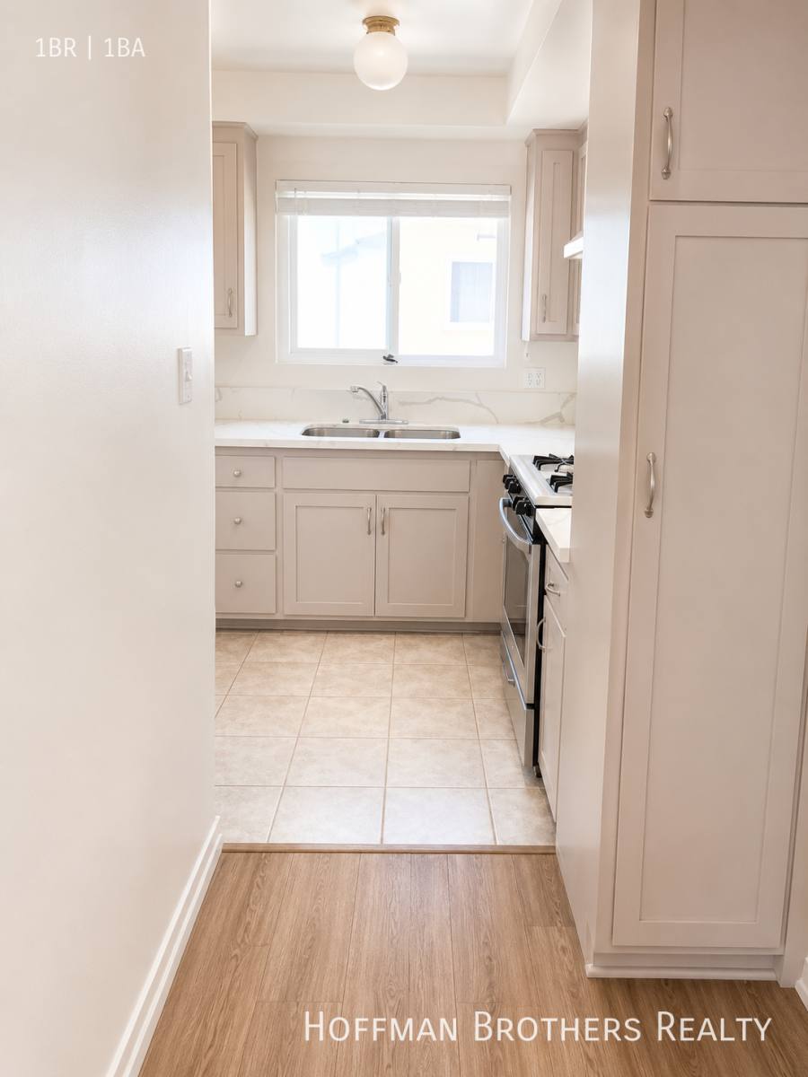 325 N Howard St #18, Glendale, CA 91206 - Apartment for Rent - Image 2