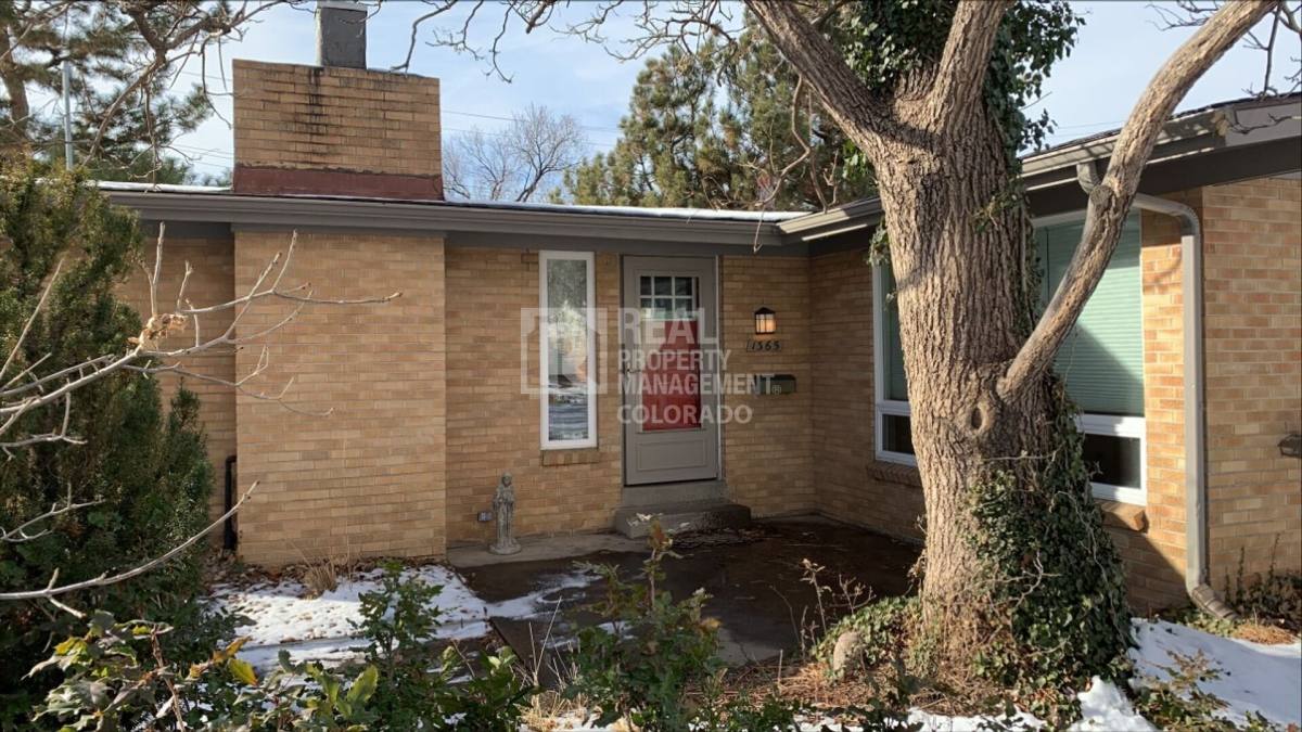 House for rent at 1365 Quentin St, Aurora, CO 80011