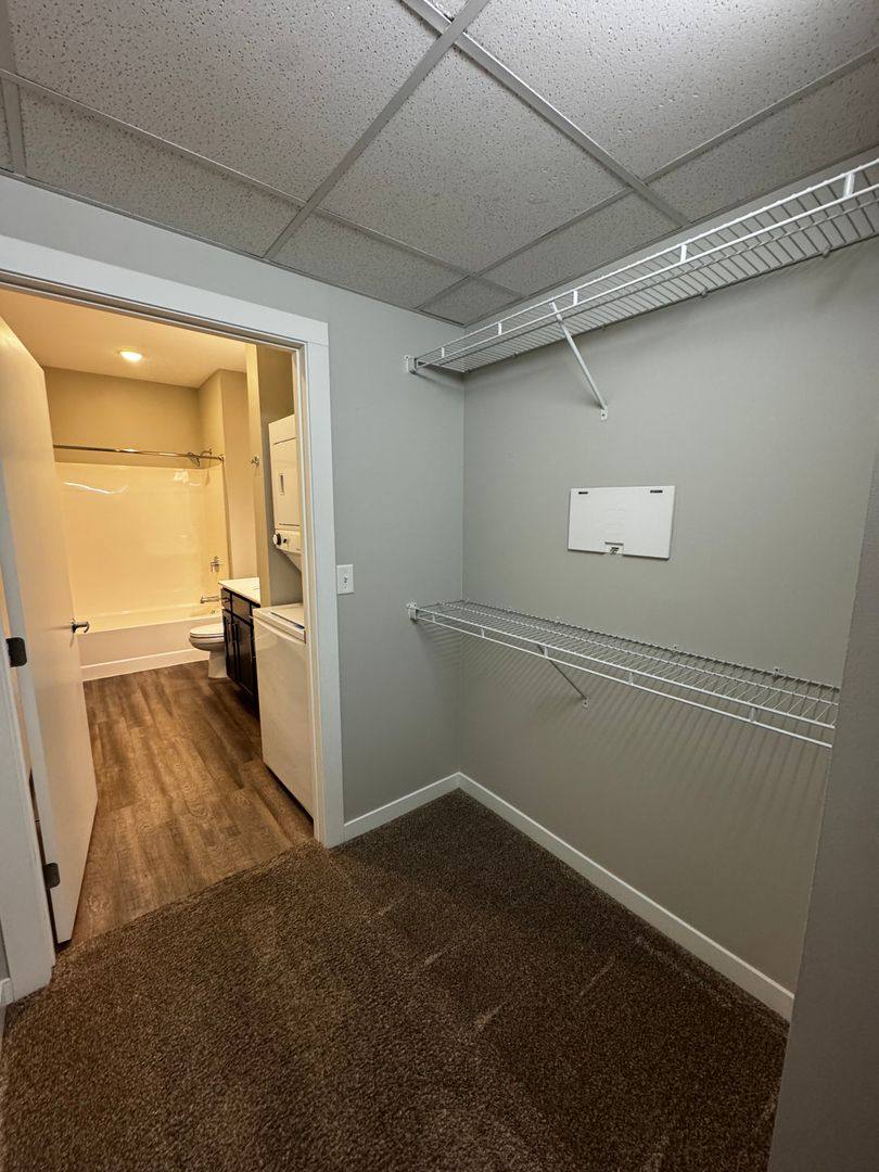 Onyx, 1301 Weeks Ave, Superior, WI 54880 - Apartment for Rent - Image 9