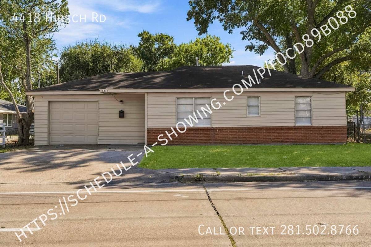 House for rent at 4418 Hirsch Rd, Houston, TX 77026