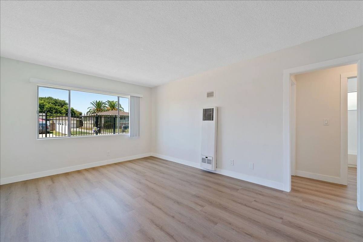 Apartment for rent at 10920 S Osage Ave #1, Inglewood, CA 90304