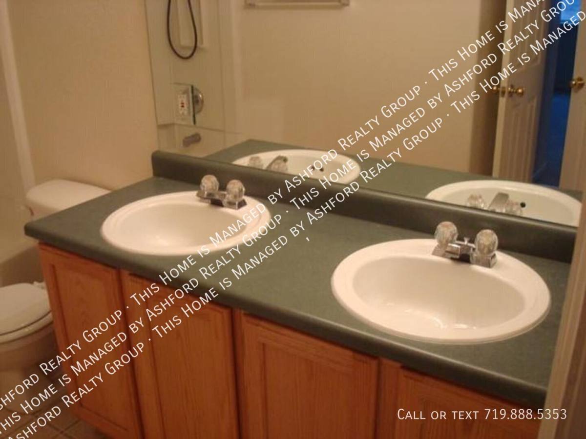 953 Legend Oak Dr, Fountain, CO 80817 - House for Rent - Image 9