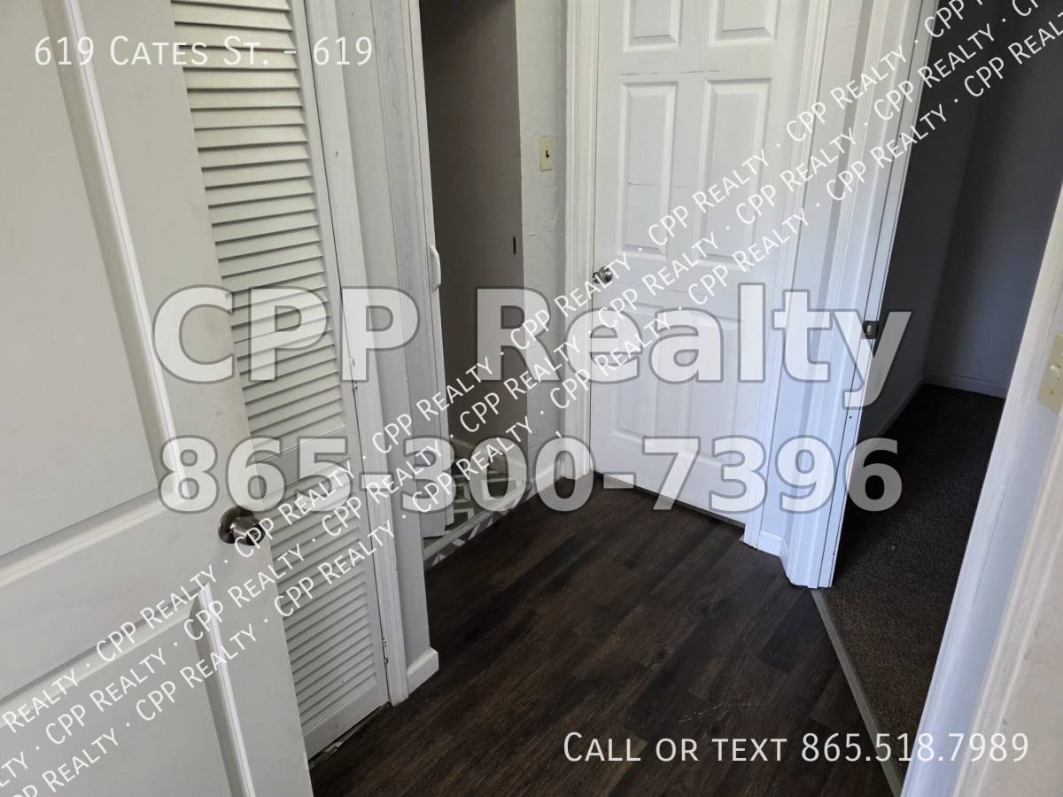 Apartment for rent at 619 Cates St, Maryville, TN 37803