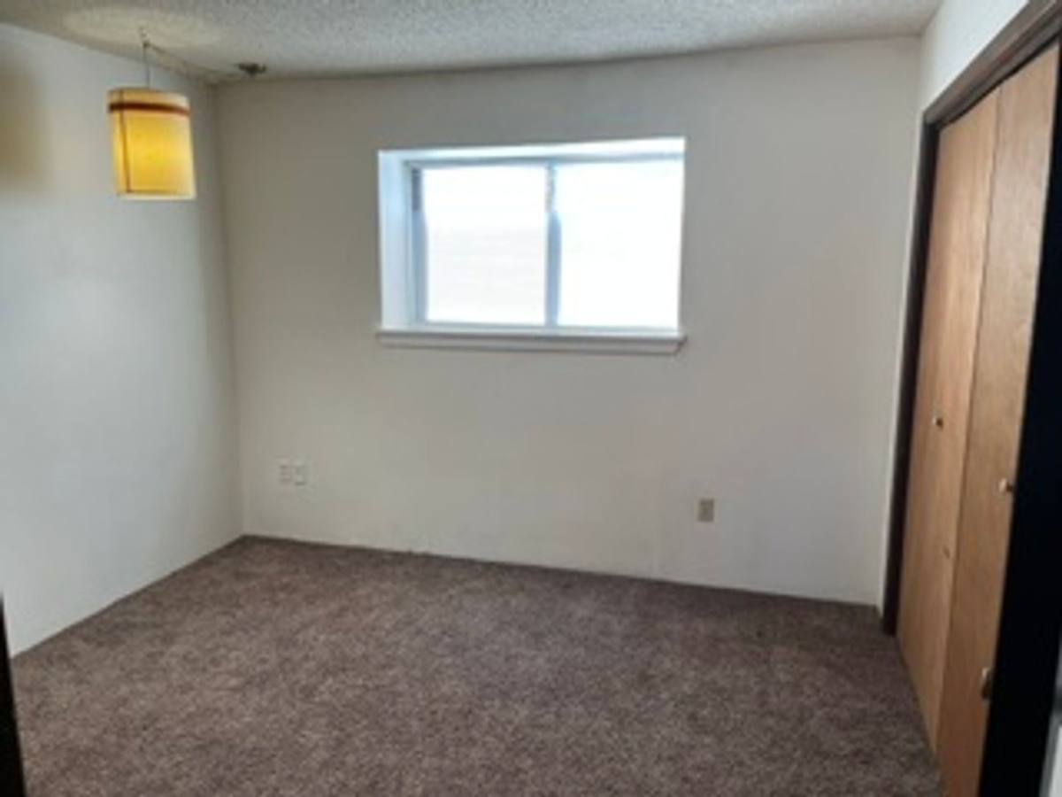 203 28th St, Canyon, TX 79015 - Apartment for Rent - Image 2
