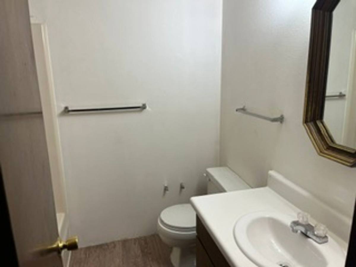 203 28th St, Canyon, TX 79015 - Apartment for Rent - Image 3
