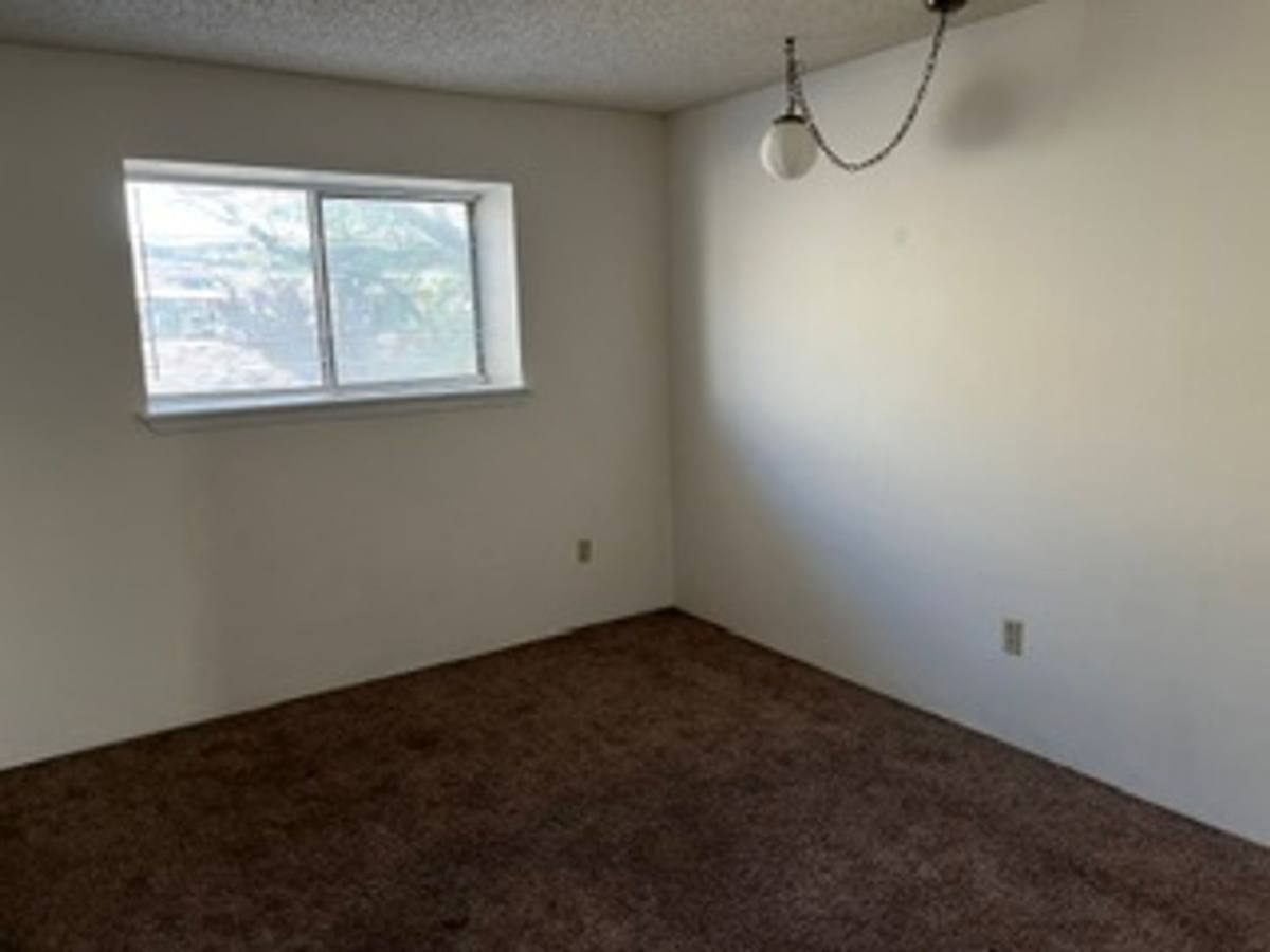 203 28th St, Canyon, TX 79015 - Apartment for Rent - Image 4
