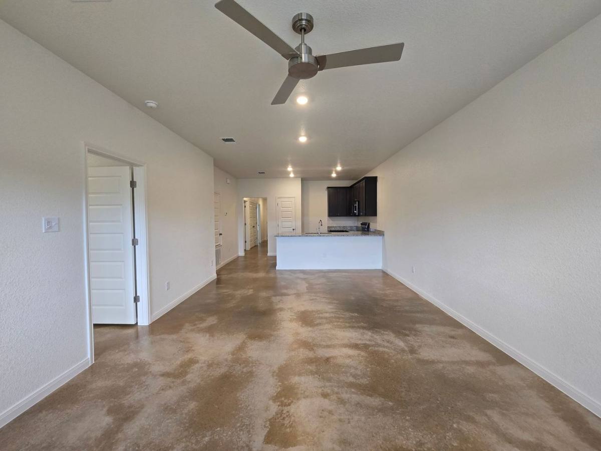 908 Cherry Laurel Lane A B, Killeen, TX 76543 - Apartment for Rent - Image 9