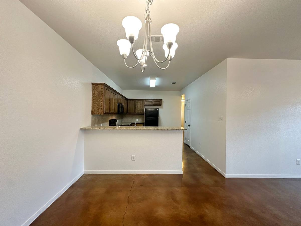 906 A McClure Dr, Harker Heights, TX 76548 - Townhouse for Rent - Image 7