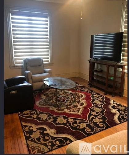 1555 S 20th St #1, Lincoln, NE 68502 - Apartment for Rent - Image 1