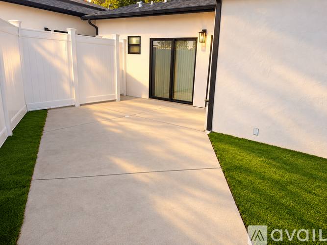 7039 1/2 Quartz Ave, Winnetka, CA 91306 - House for Rent - Image 10