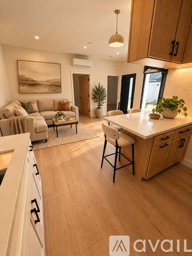7039 1/2 Quartz Ave, Winnetka, CA 91306 - House for Rent - Image 4