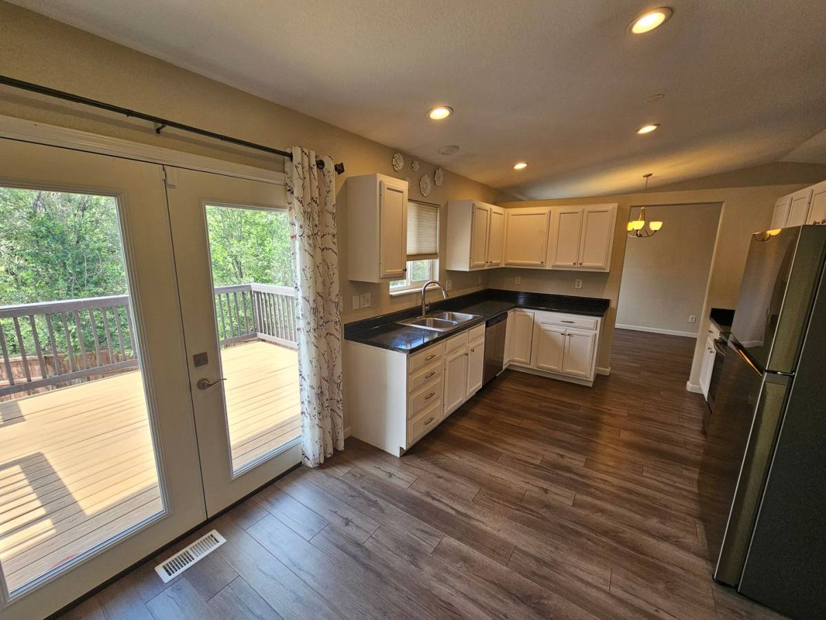 7811 Hidden Pine Dr, Colorado Springs, CO 80925 - House for Rent - Image 8