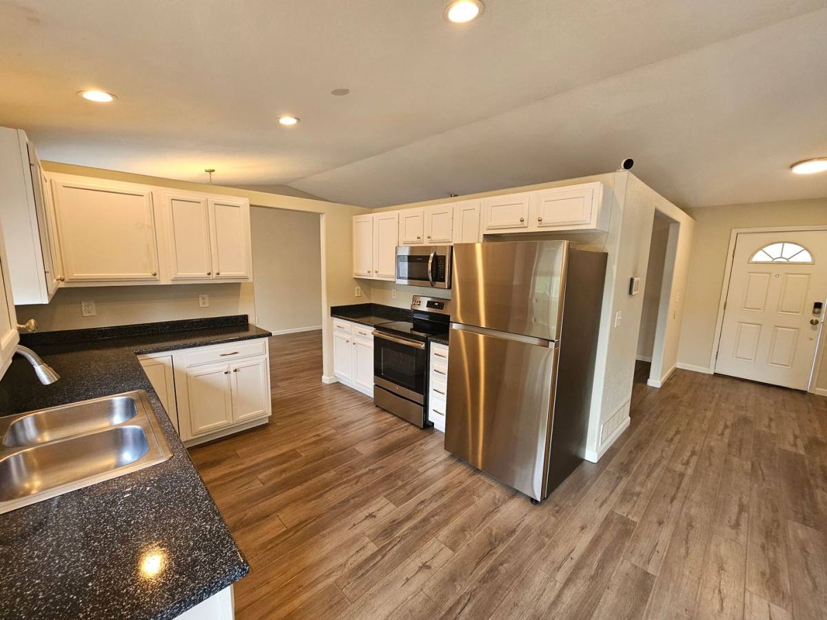 7811 Hidden Pine Dr, Colorado Springs, CO 80925 - House for Rent - Image 7