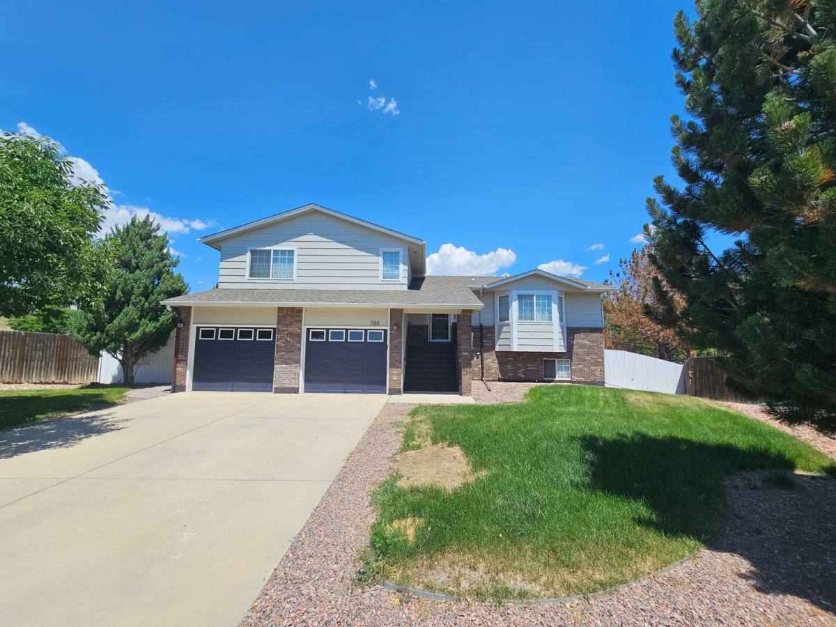 7811 Hidden Pine Dr, Colorado Springs, CO 80925 - House for Rent - Image 2