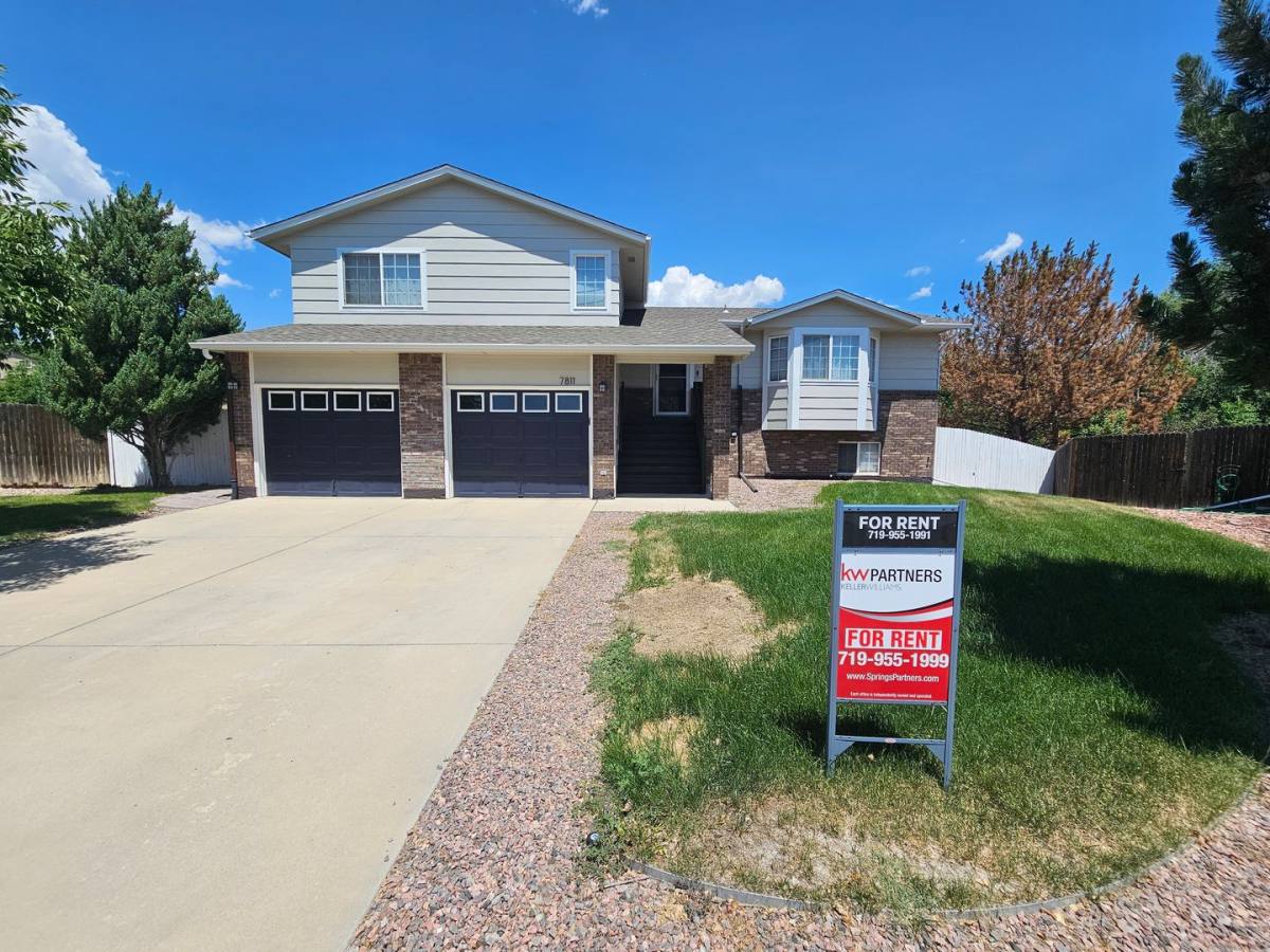 7811 Hidden Pine Dr, Colorado Springs, CO 80925 - House for Rent - Image 1