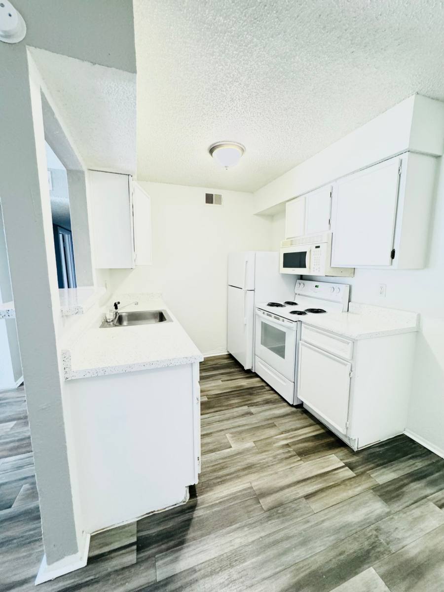 Apartment for rent at Pheasant Run, 2002 E 73rd St, Tulsa, OK 74136
