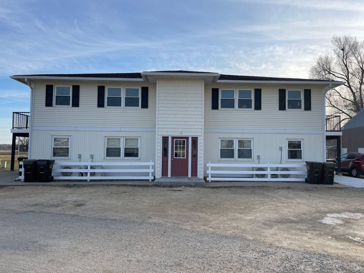 Apartment for rent at 1 Larry's Lane, Fulton, IL 61252