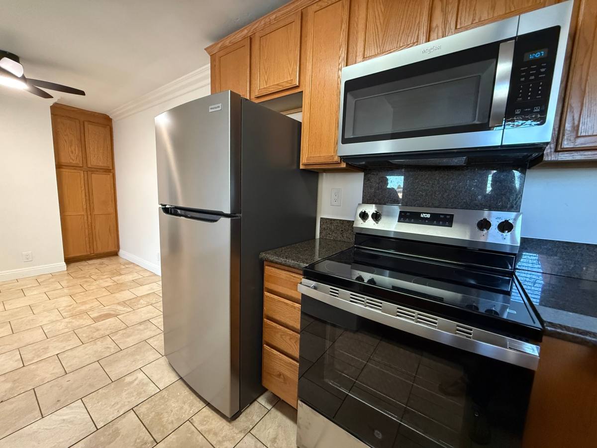 Condo for rent at 1475 Oakdale Ave, El Cajon, CA 92021