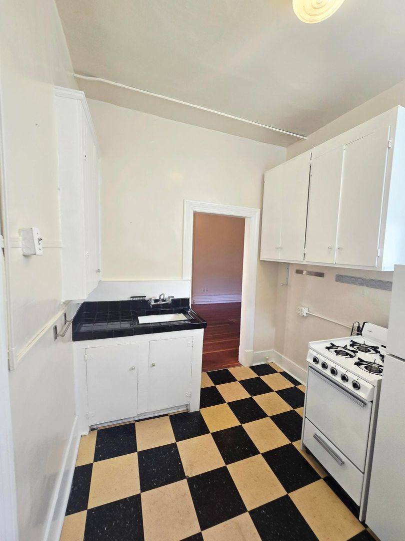 New York, 322 N G St, Tacoma, WA 98403 - Apartment for Rent - Image 10