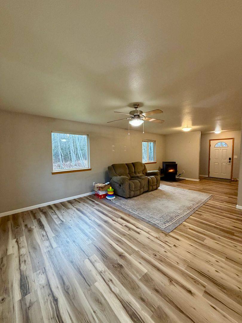 700 Orion Dr, North Pole, AK 99705 - House for Rent - Image 4