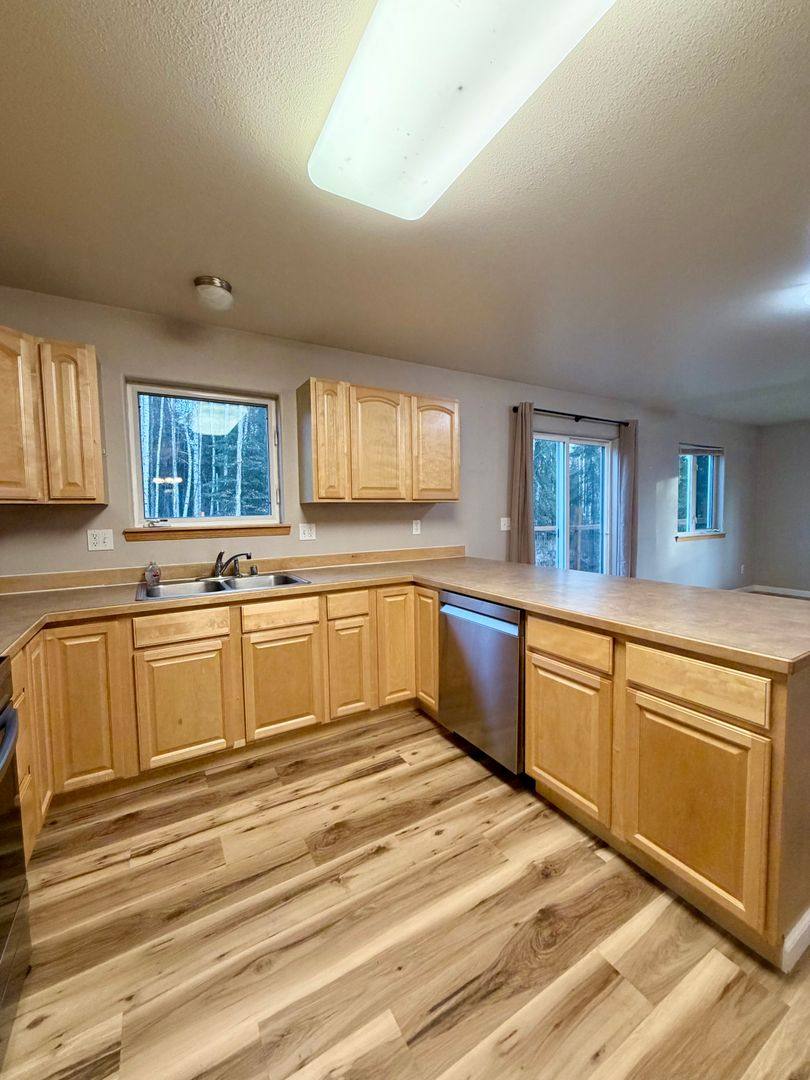 700 Orion Dr, North Pole, AK 99705 - House for Rent - Image 9
