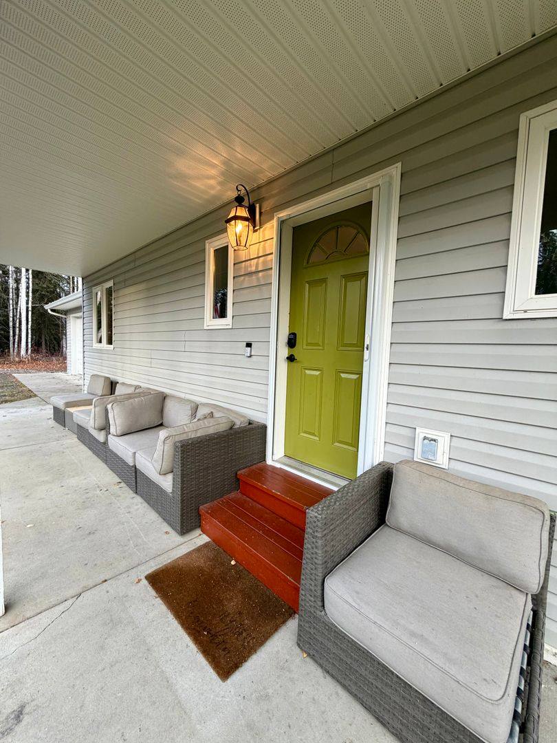 700 Orion Dr, North Pole, AK 99705 - House for Rent - Image 2