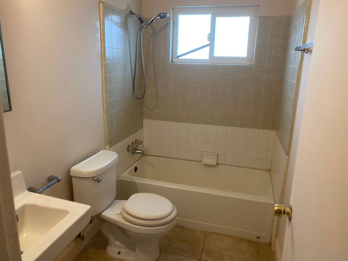 412 Ford St, Hanford, CA 93230 - Apartment for Rent - Image 6