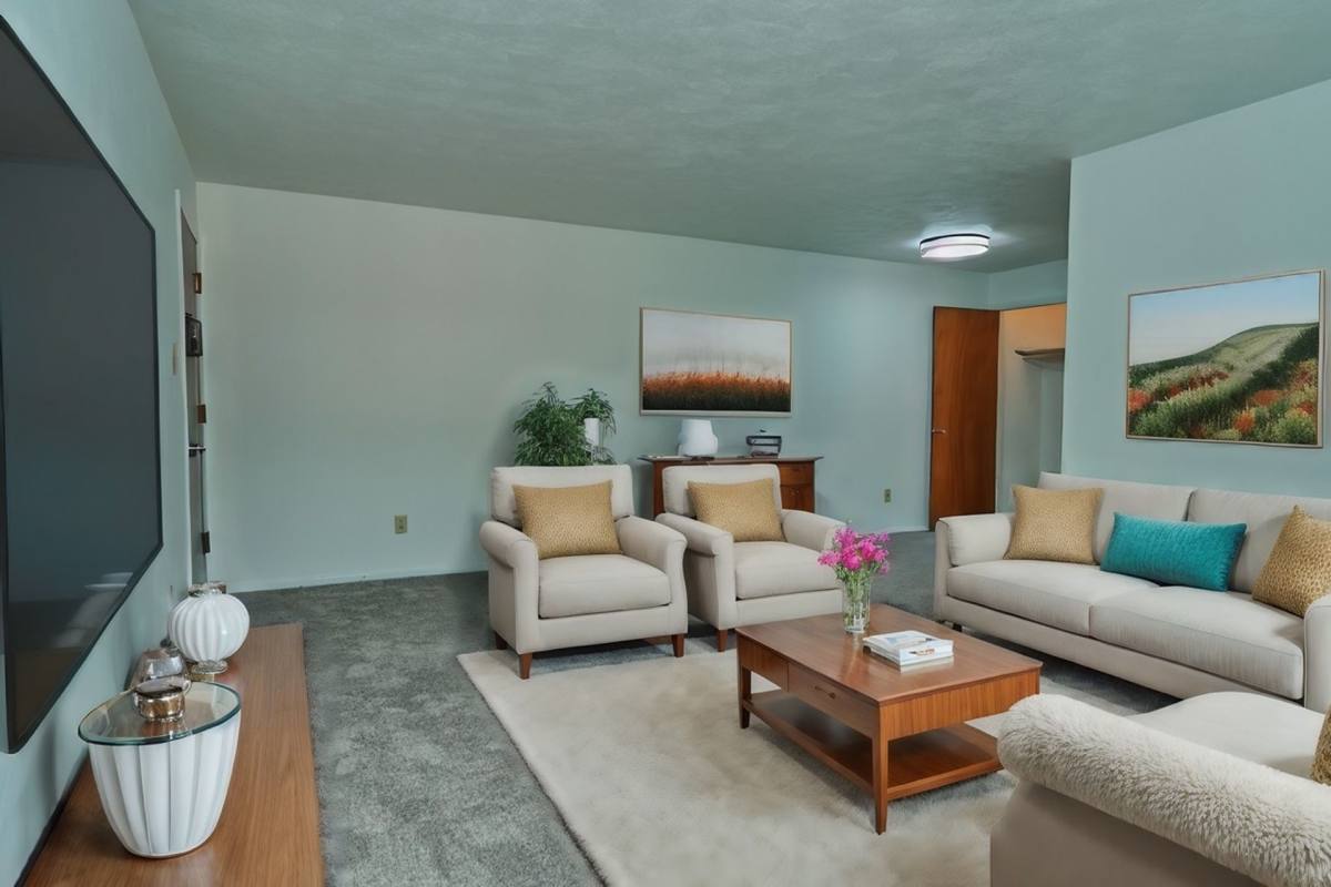 Townhouse for rent at Slate Creek & Townhomes, 710 Williamsburg Dr E, Greensburg, PA 15601