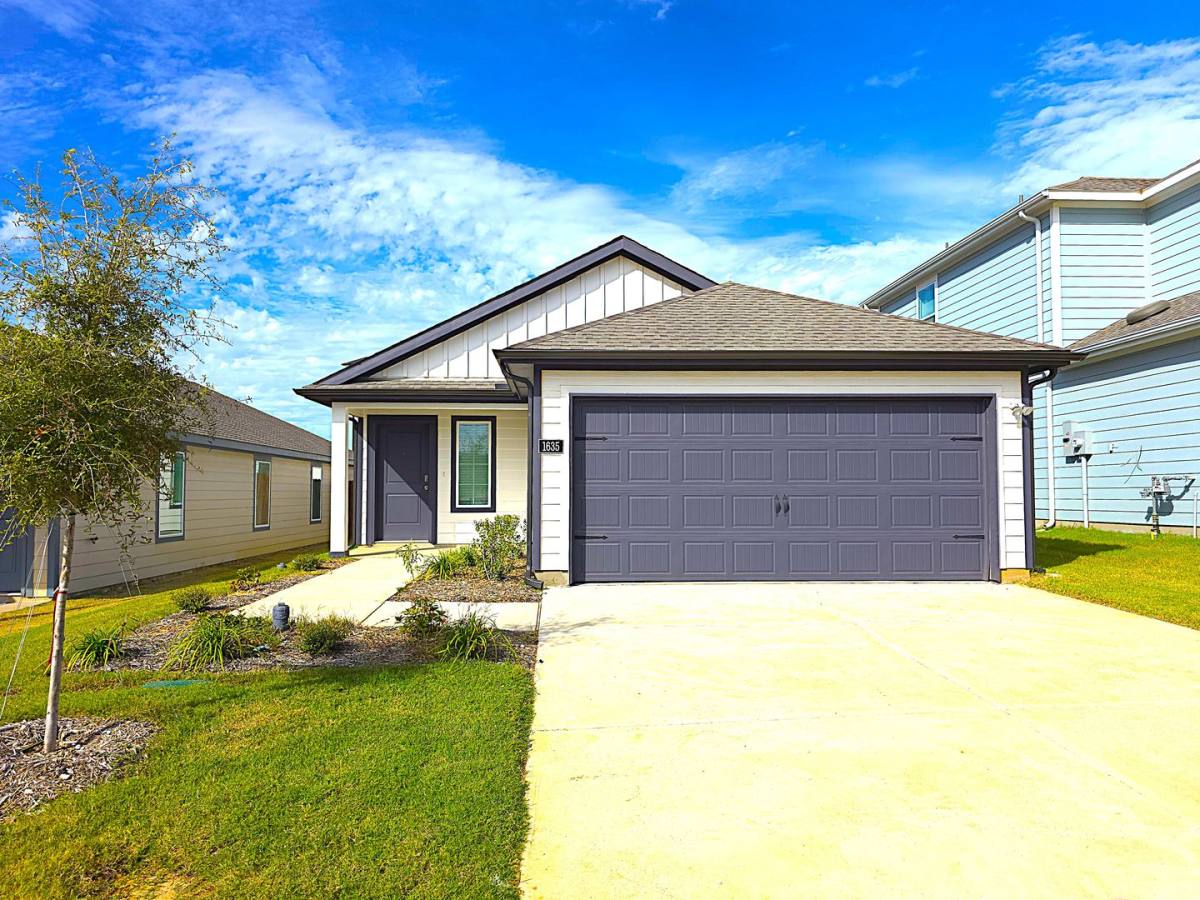 1635 Blaire Dr, Tyler, TX 75704 - House for Rent - Image 2