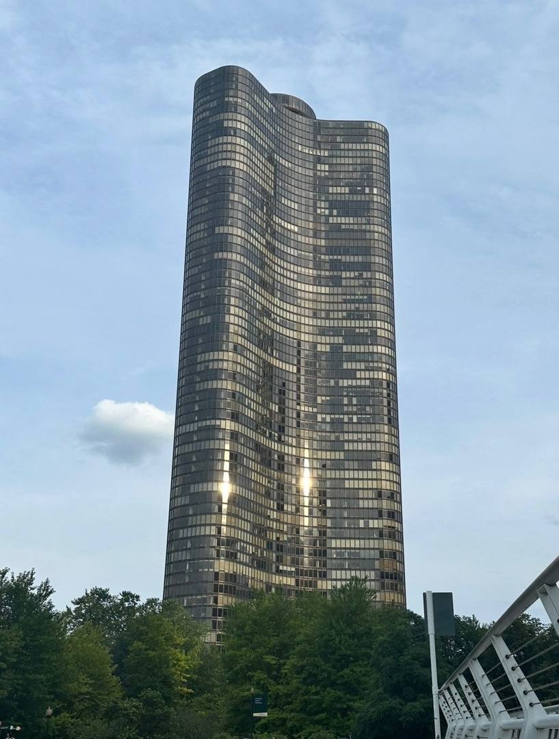 Condo for rent at 505 N Lake Shore Dr #5706, Chicago, IL 60611