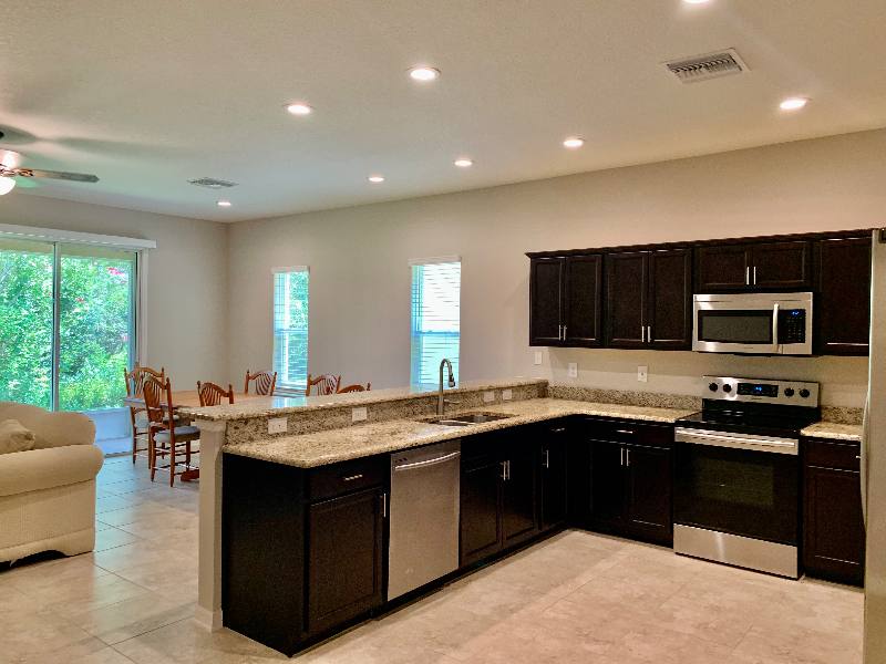 1074 Grantham Dr, Sarasota, FL 34234 - Townhouse for Rent - Image 1