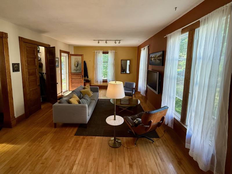 124 Highland St, Evansville, WI 53536 - House for Rent - Image 3