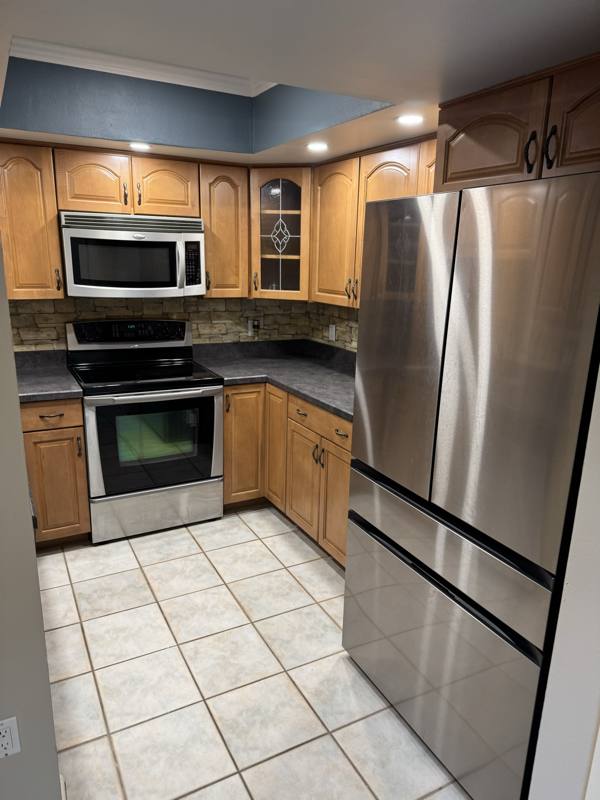 8396 S Haven Lane, Fort Myers, FL 33919 - Townhouse for Rent - Image 3