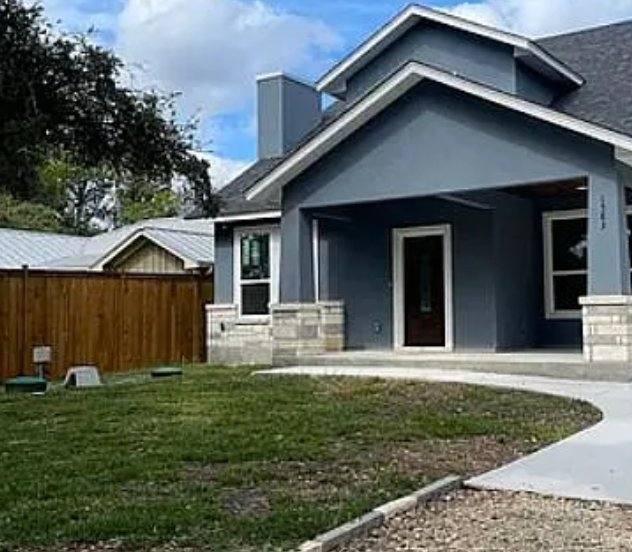1583 Bonnyview Dr, Canyon Lake, TX 78133 - House for Rent - Image 2
