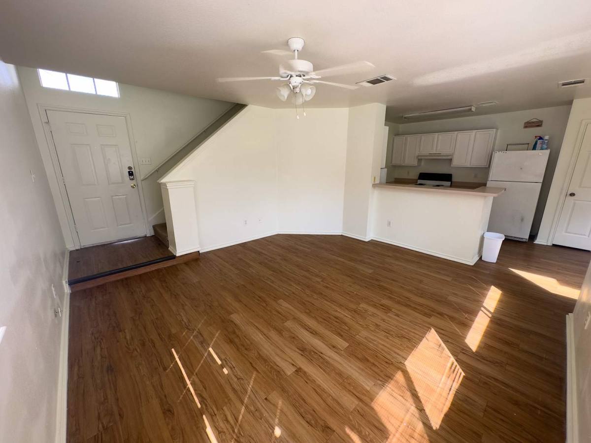 119 Cedargrove, San Marcos, TX 78666 - Townhouse for Rent - Image 3