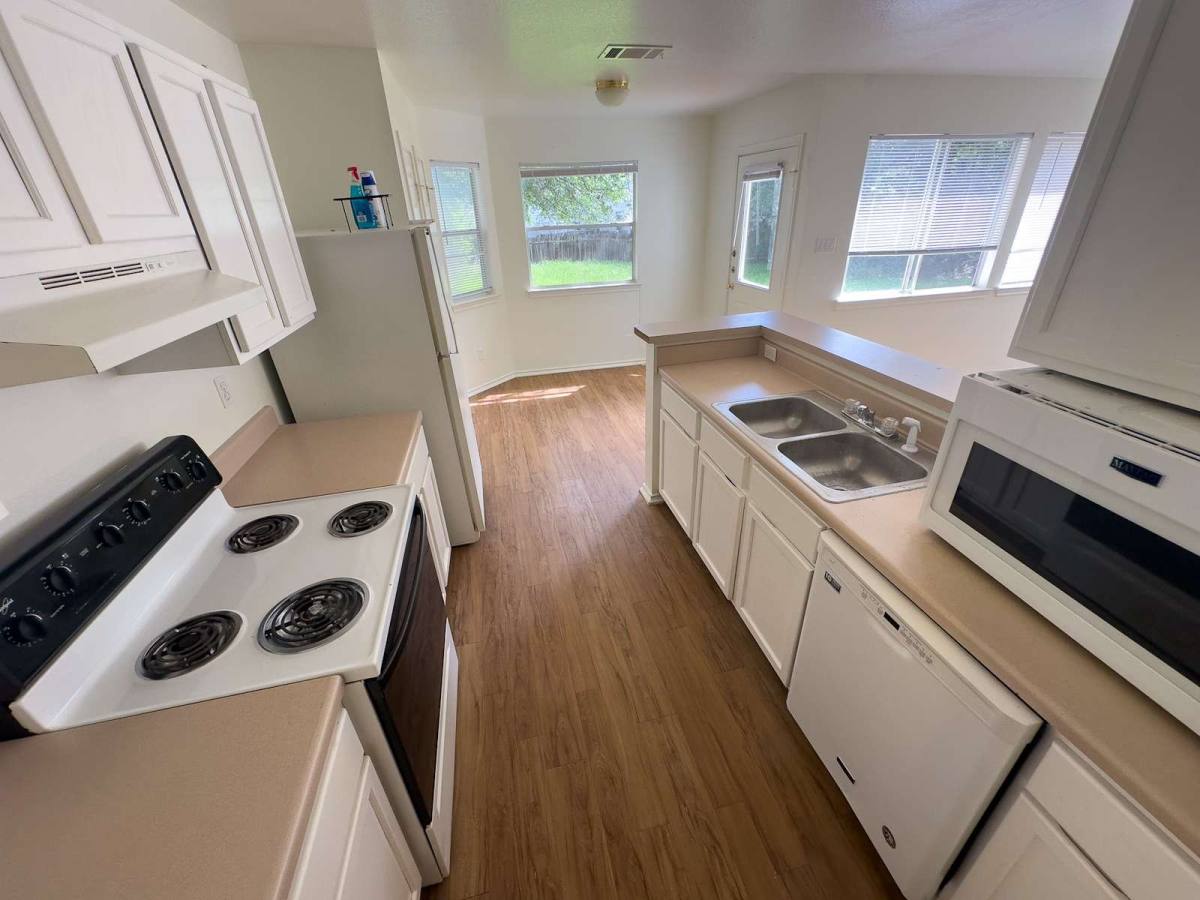 119 Cedargrove, San Marcos, TX 78666 - Townhouse for Rent - Image 5