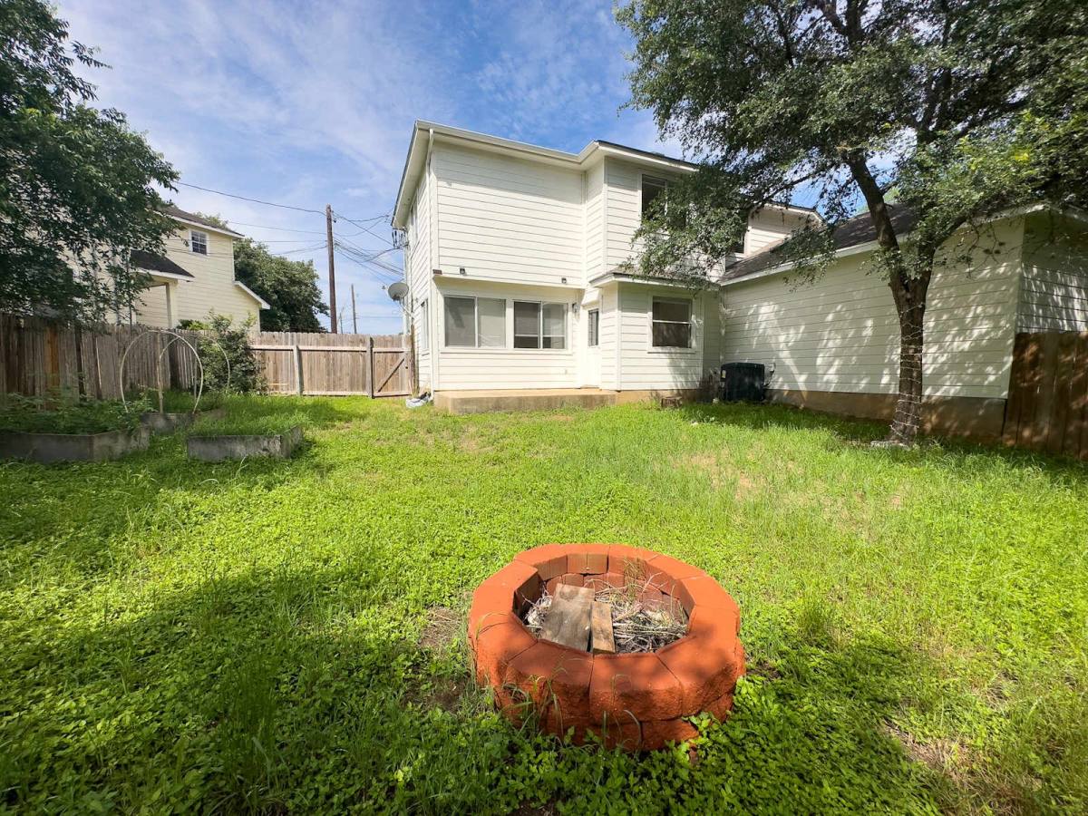 119 Cedargrove, San Marcos, TX 78666 - Townhouse for Rent - Image 2