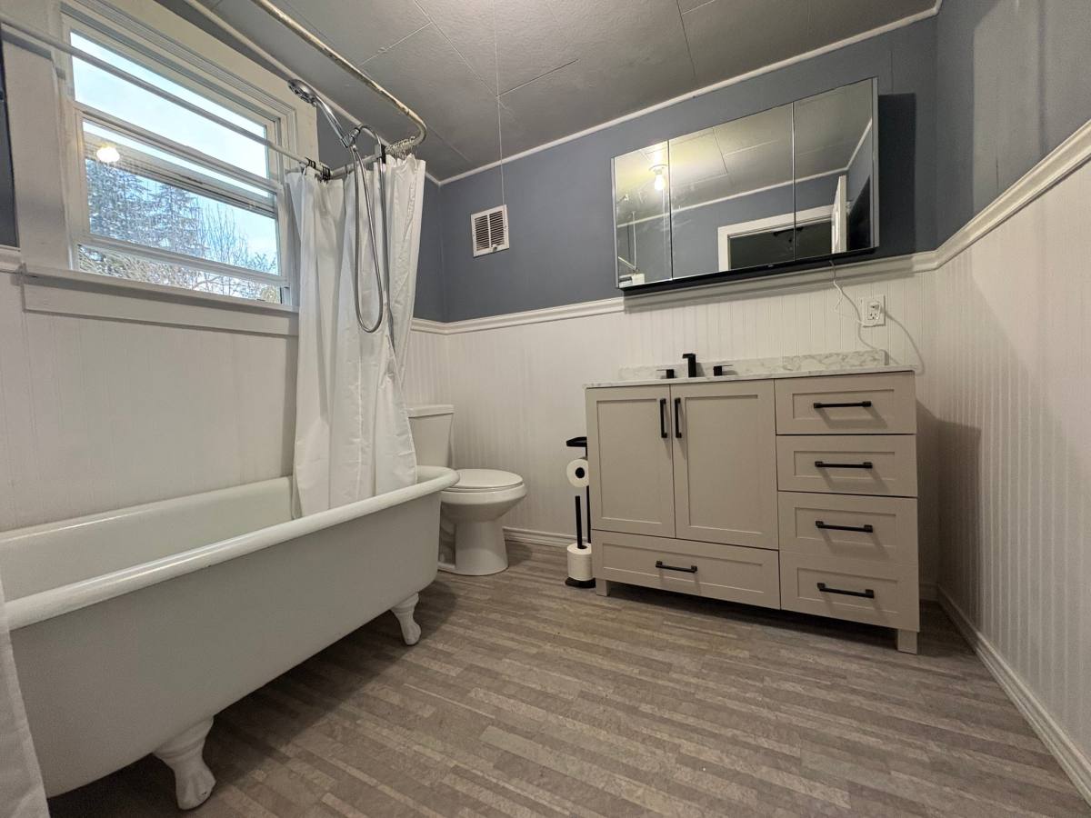 51 Wilkinson St, Carson, WA 98610 - House for Rent - Image 8