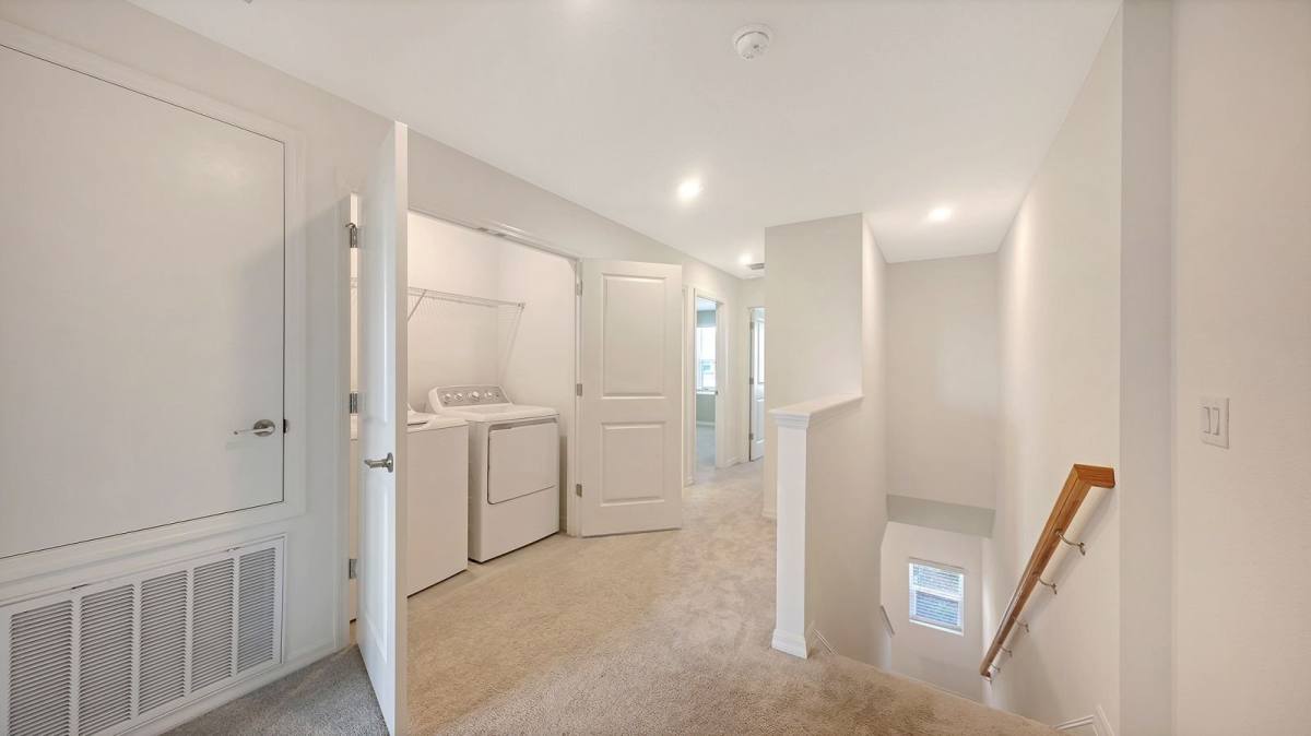 11922 Glenside Terrace, Palmetto, FL 34221 - Townhouse for Rent - Image 10