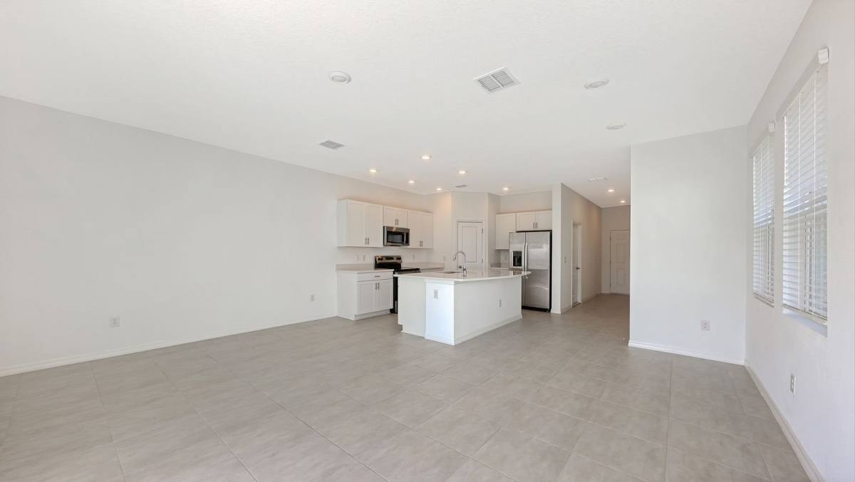 11922 Glenside Terrace, Palmetto, FL 34221 - Townhouse for Rent - Image 9
