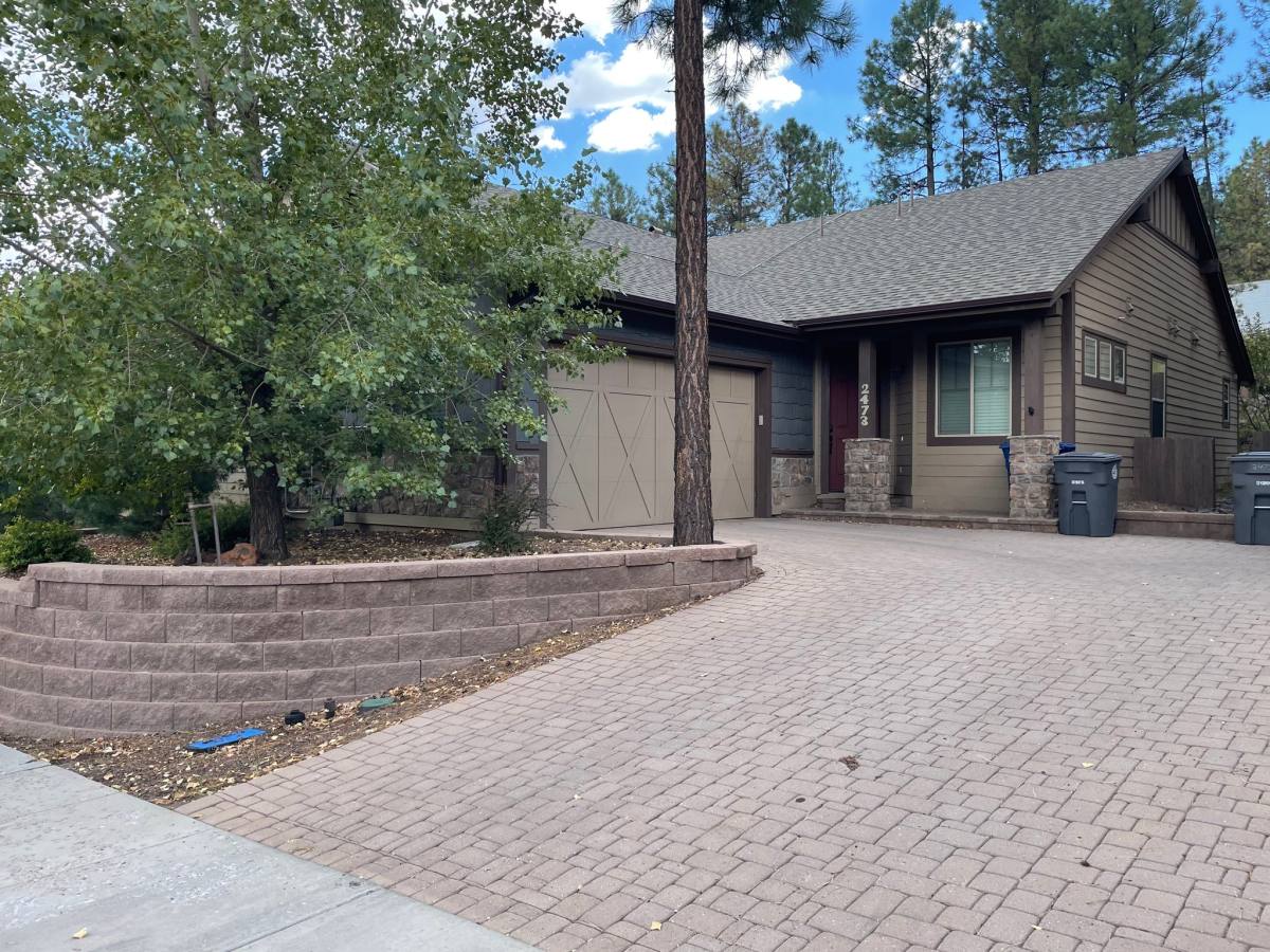 Townhouse for rent at 2473 W Mission Timber Circle, Flagstaff, AZ 86001