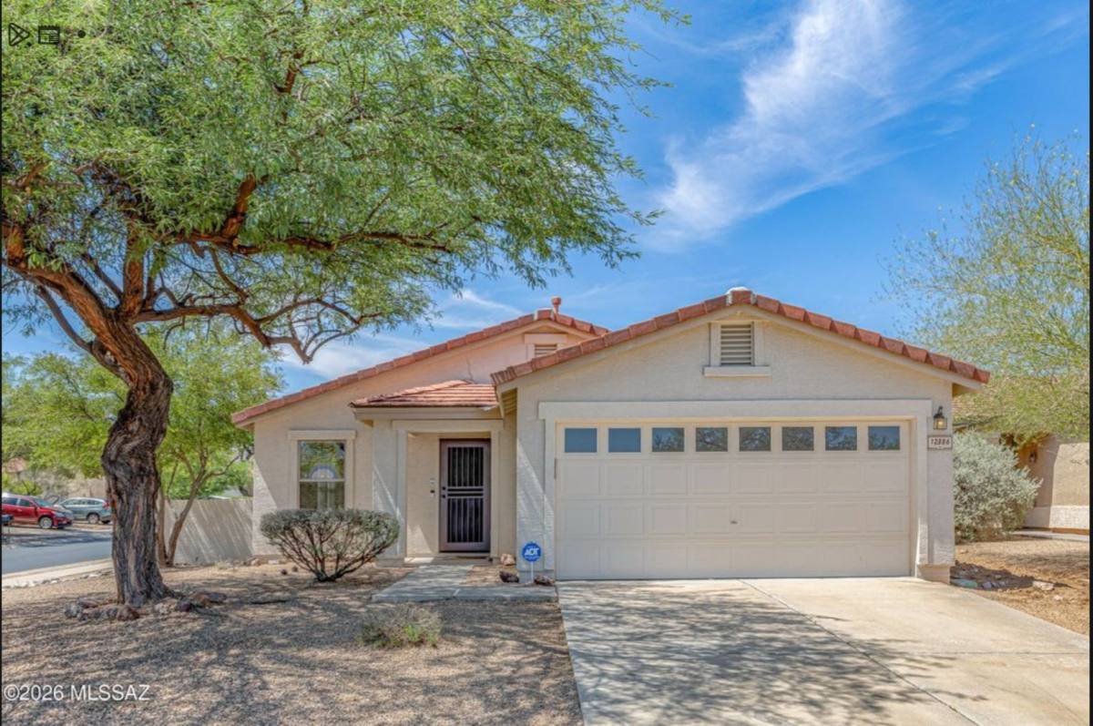 House for rent at 12886 N Desert Olive Dr, Oro Valley, AZ 85755