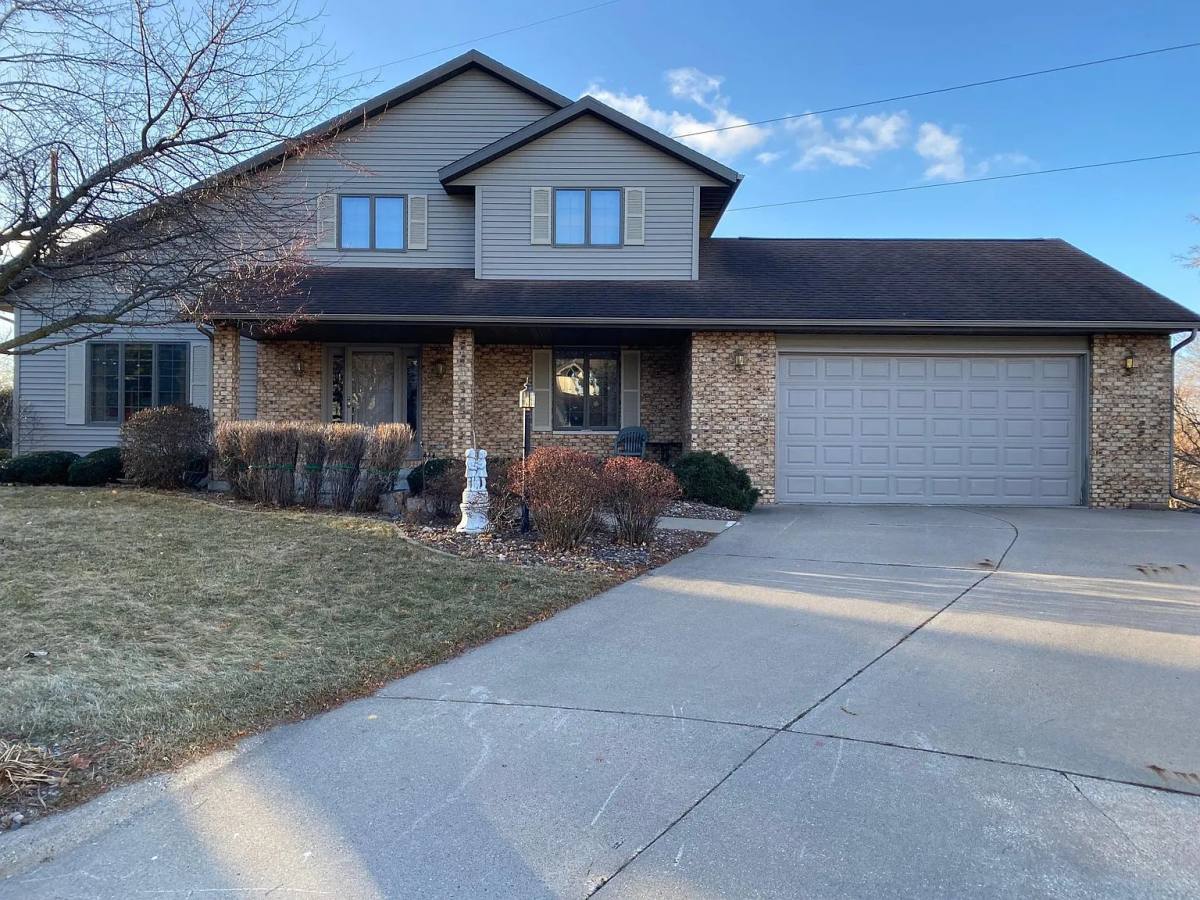 House for rent at 150 Fairway Court, Onalaska, WI 54650