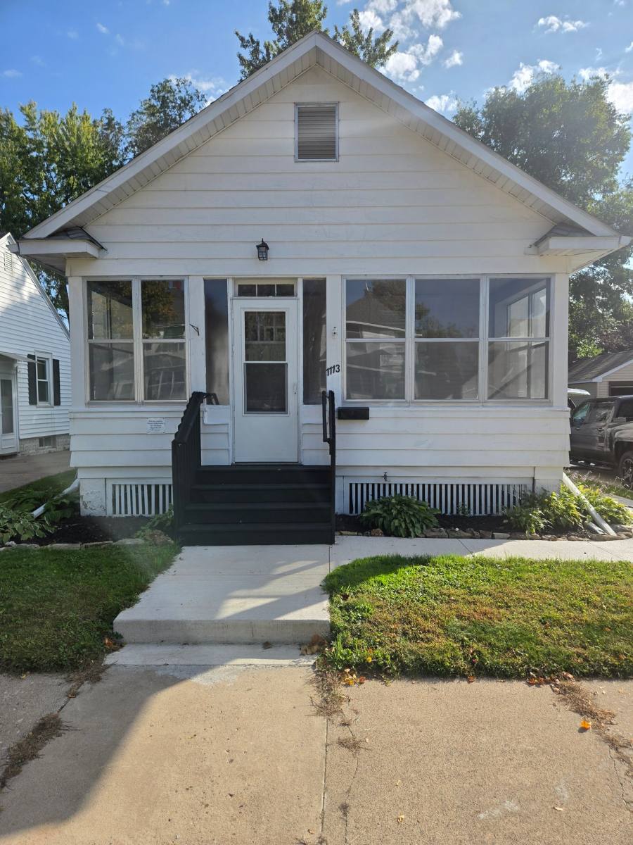 House for rent at 1113 W Mark St, Winona, MN 55987