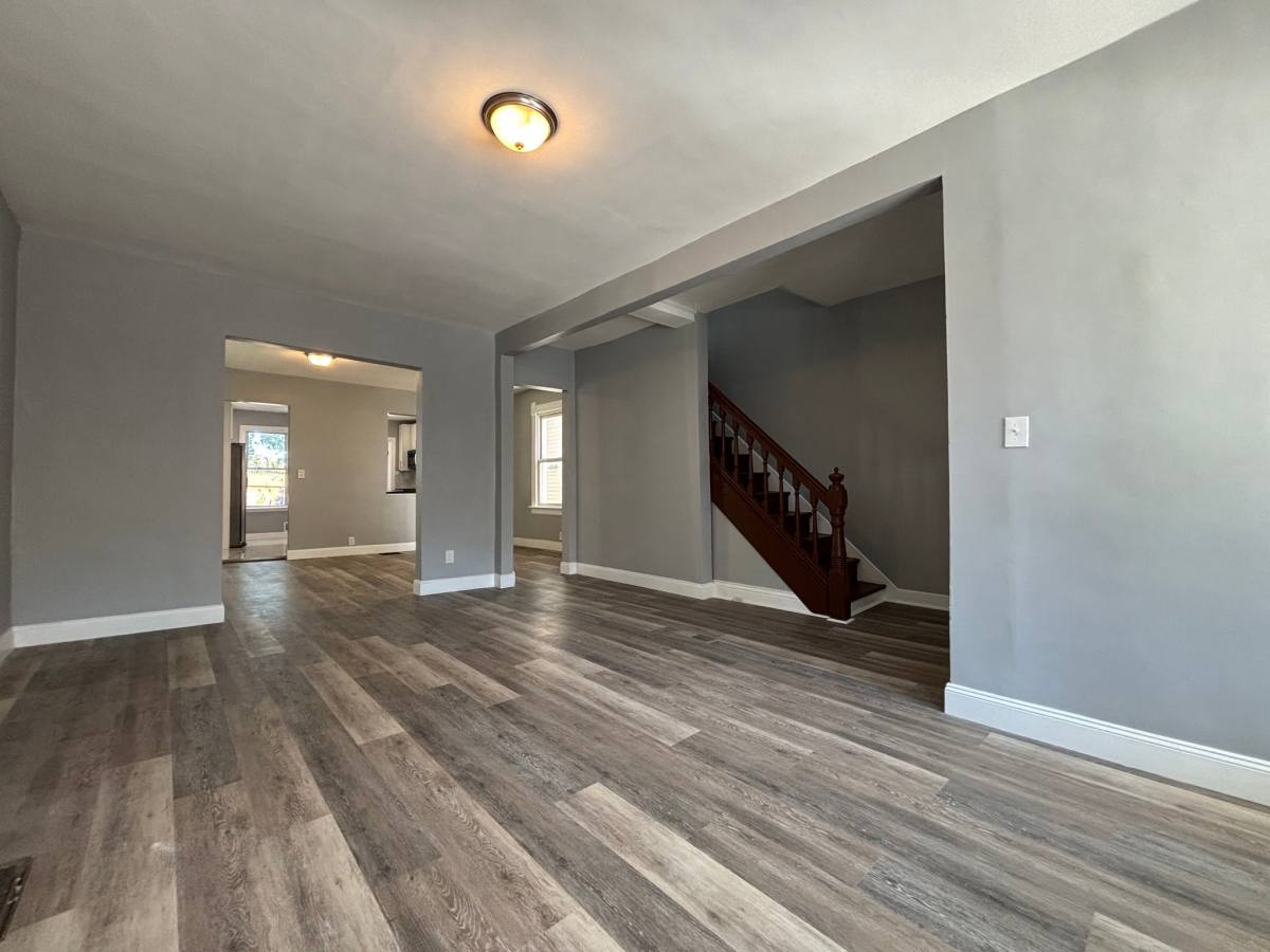House for rent at 81 Westfield Ave, Elizabeth, NJ 07208