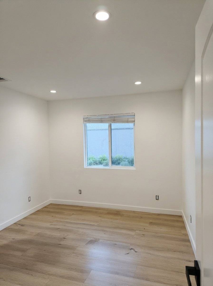 7449 1/2 Variel Ave, Canoga Park, CA 91303 - Apartment for Rent - Image 9