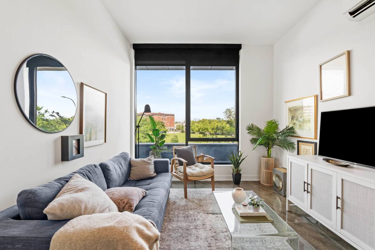 1468 S Blue Island Ave, Chicago, IL 60608 - Apartment for Rent - Image 1