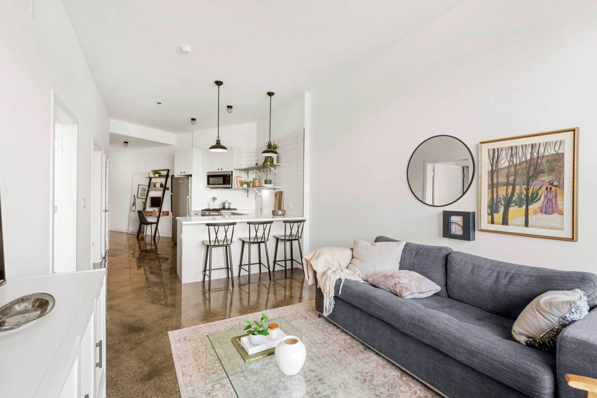 1468 S Blue Island Ave, Chicago, IL 60608 - Apartment for Rent - Image 2