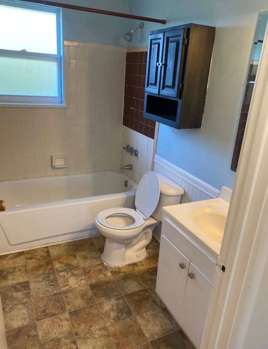 9327 La Grange Rd, Louisville, KY 40242 - Apartment for Rent - Image 7