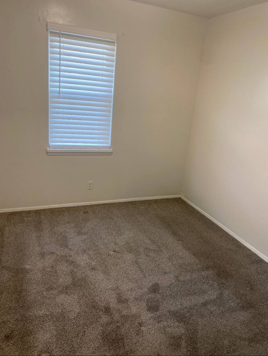 9327 La Grange Rd, Louisville, KY 40242 - Apartment for Rent - Image 1